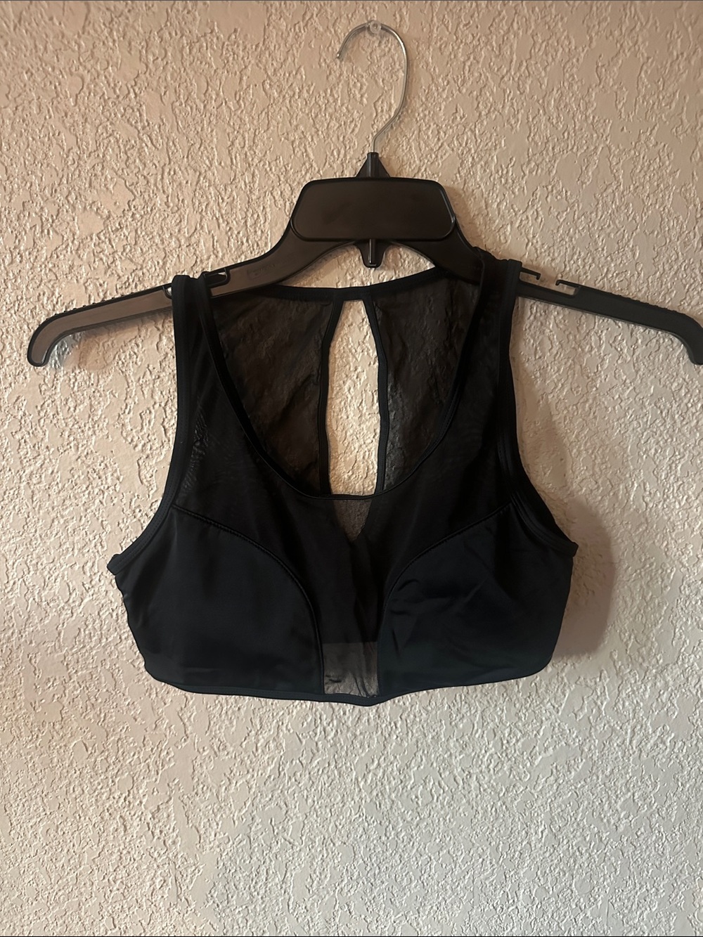 PacSun Black Mesh Keyhole Sports Bra